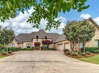 113 Fountains Blvd, Brandon, MS 39047