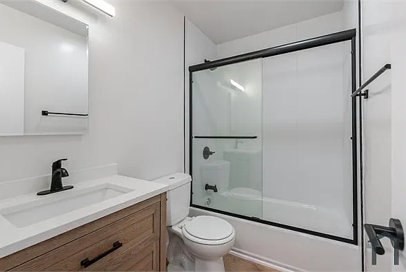 2622 S Hobart Blvd #16 — Photo 11