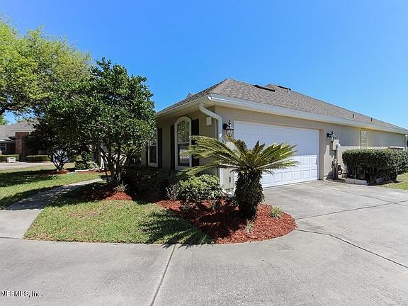 3rd image of 11156 Belfair Ct