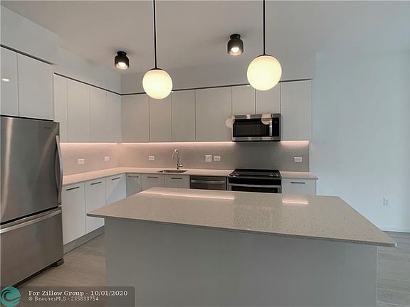 4th image of 3131 NE 1st St #2408