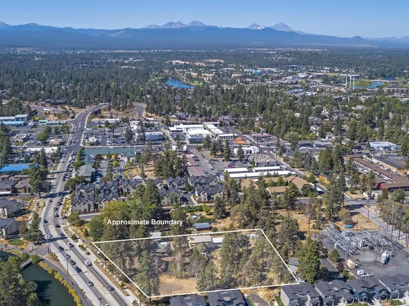450 SE Reed Market Rd, Bend, OR 97702
