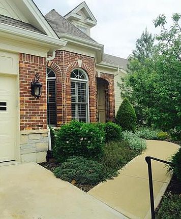 2nd image of 718 Clayton Corners Dr
