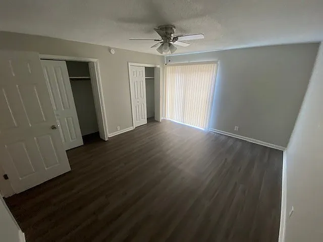 3321 Chesapeake Cir — Photo 13
