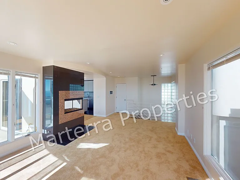 3604 Manhattan Ave — Photo 3