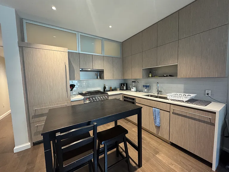 43 Westland Ave #11 — Photo 3