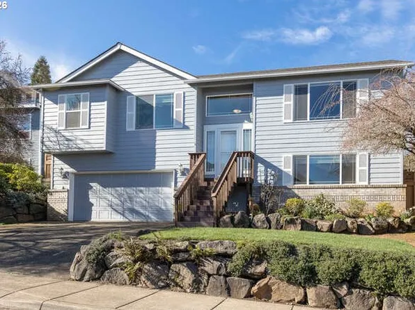 1038 SW Arrowhead Pl, Dundee, OR 97115