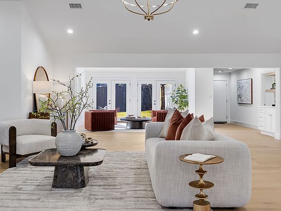 5th image of 7124 Meadow Rd