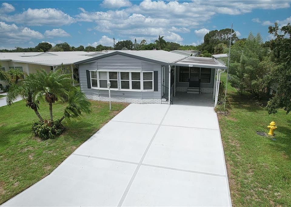 1st image of 1219 Barefoot Circle