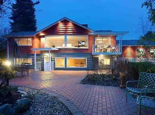 440 Newlands Rd, West Vancouver, BC V7T1W1