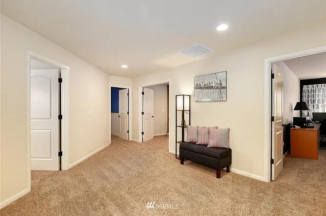 5126 NE 8th St — Photo 16