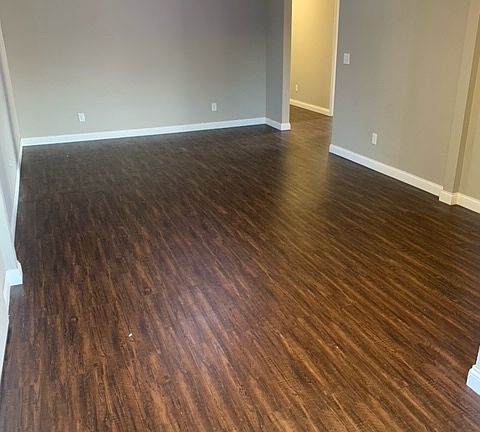 3rd image of 631 E Main St #200