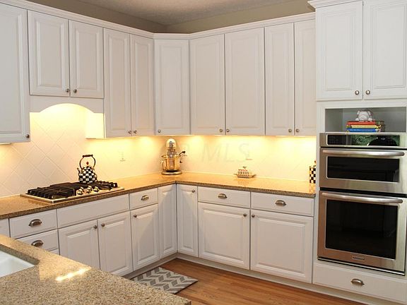 3rd image of 2519 Kemperwood Dr