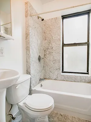 Rented by City Connections Realty | media 19