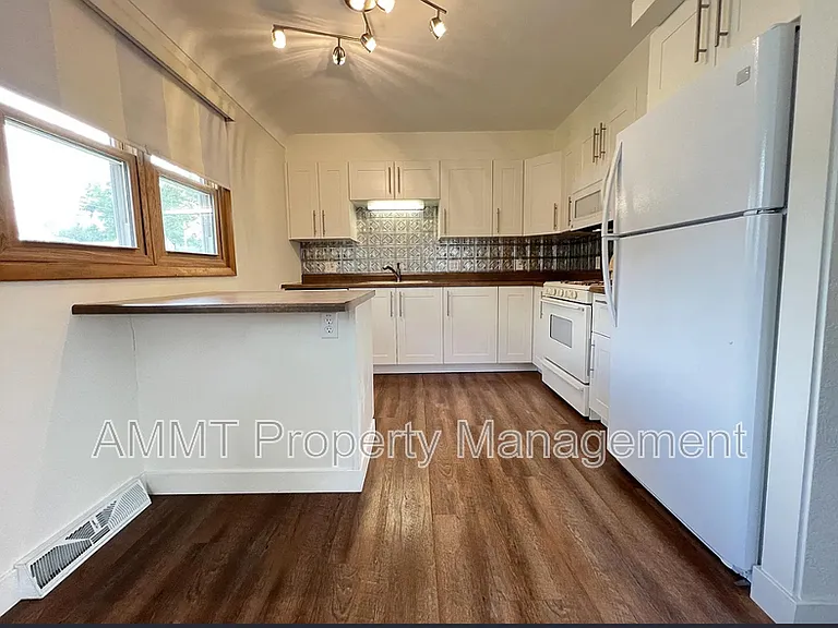 2916 Johnson Ave NW #1 — Photo 4