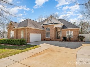 120 Sunhaven Ln, Mooresville, NC 28117
