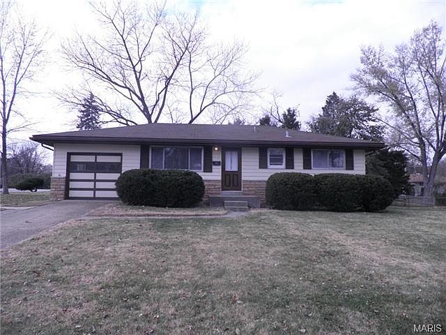 1st image of 1685 Crosby Ln