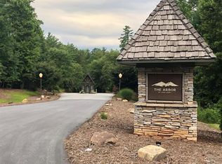 198 Harborside Dr, Nebo, NC 28761