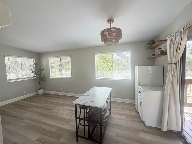 901 S Live Oak Park Rd — Photo 9