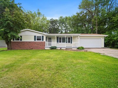 8491 Surrey Cir, Bloomington, IL, 61705