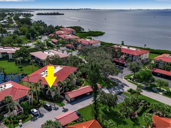 6472 Seagull Dr APT 305, Bradenton, FL 34210