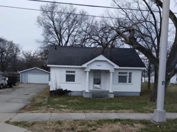 2245 Valley Pike, Dayton, OH 45404