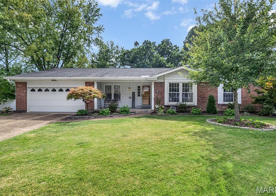 1st image of 334 Quinnmore Dr