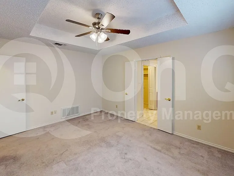 1414 Bogard Ln — Photo 8