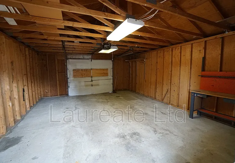 1240 Jefferson Ave — Photo 27