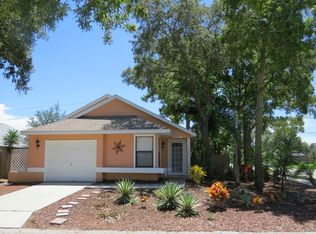 791 Merlins Ct, Tarpon Springs, FL 34689