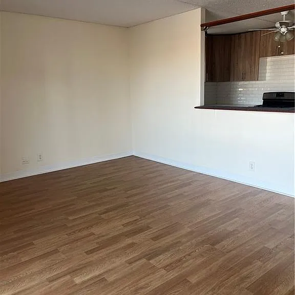 2955 Shell Rd #3N — Photo 4