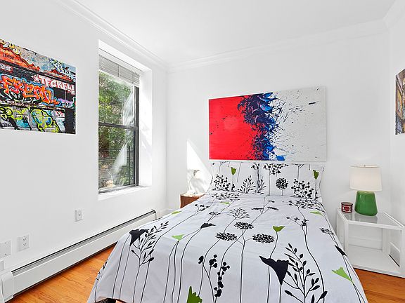 3rd image of 118 W 112th St APT 3D