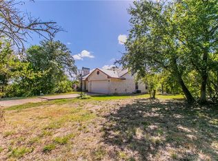 151 County Road 229, Florence, TX 76527