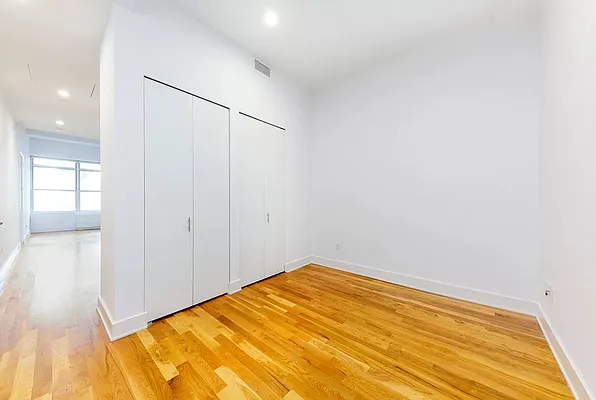 Rented by Douglas Elliman | media 24