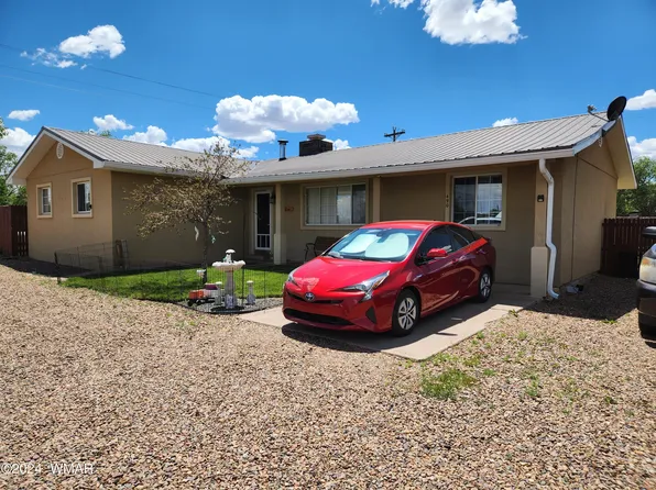 490 S 1st St E, Saint Johns, AZ 85936