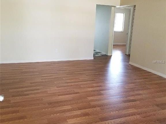 3rd image of 1530 Elmwood Ave