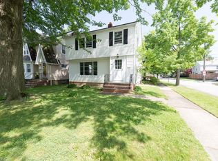 3815 Northampton Rd, Cleveland Heights, OH 44121