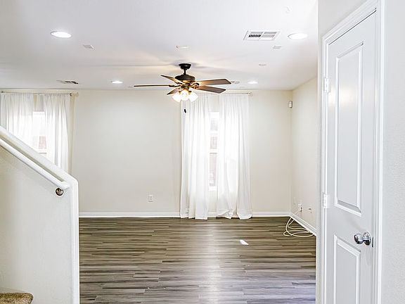 5th image of 9052 Pinion Juniper Ct