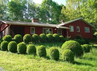 3906 Old Garst Mill Rd, Roanoke, VA 24018