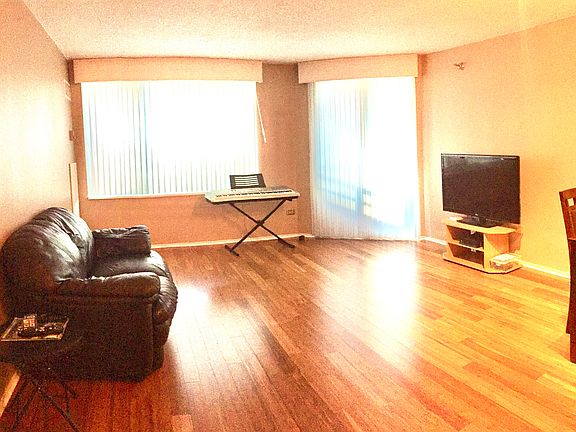 2nd image of 480 N McClurg Ct APT 804-N