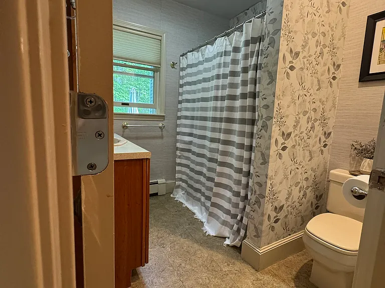 222 Hillside St — Photo 12