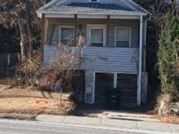 1940 S 13th St, Omaha, NE 68108