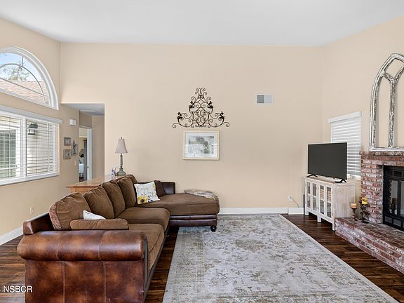 3rd image of 615 Spyglass Dr