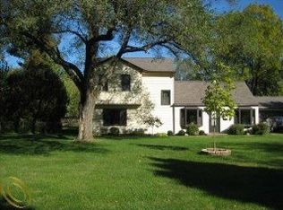 4556 Meigs Ave, Waterford, MI