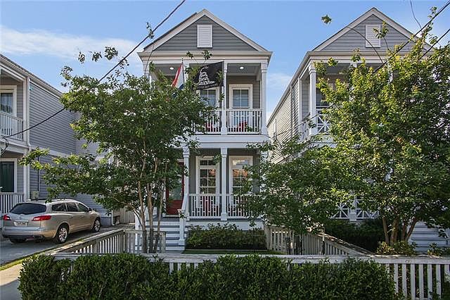1st image of 2644 Cadiz St