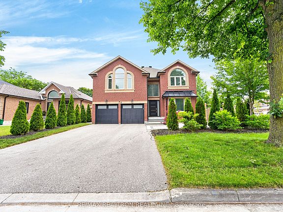 2nd image of 126 Old Colony Dr
