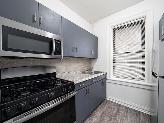 3rd image of 429 Fairmount Ave APT 407