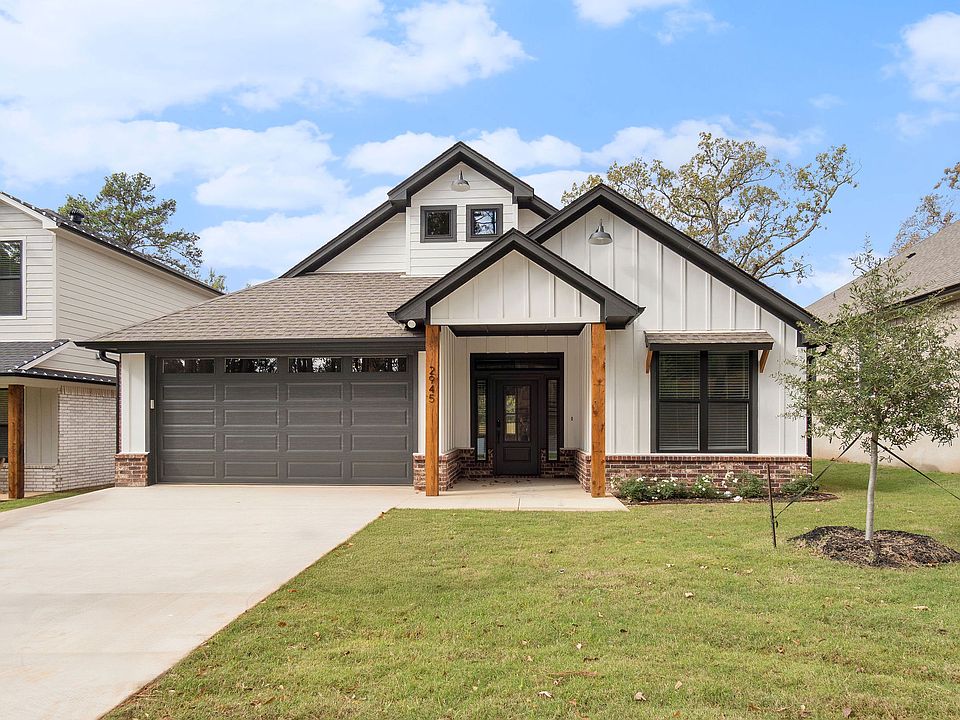 1st image of 2945 Medina Dr