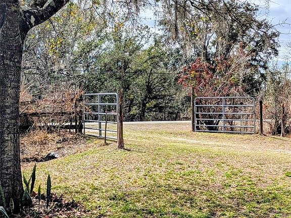 3rd image of 1142 Doc Coil Rd