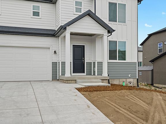5th image of 3452 N Hannah St #1607
