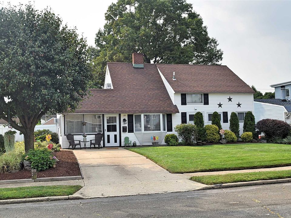 1st image of 18 Greenvale Ln